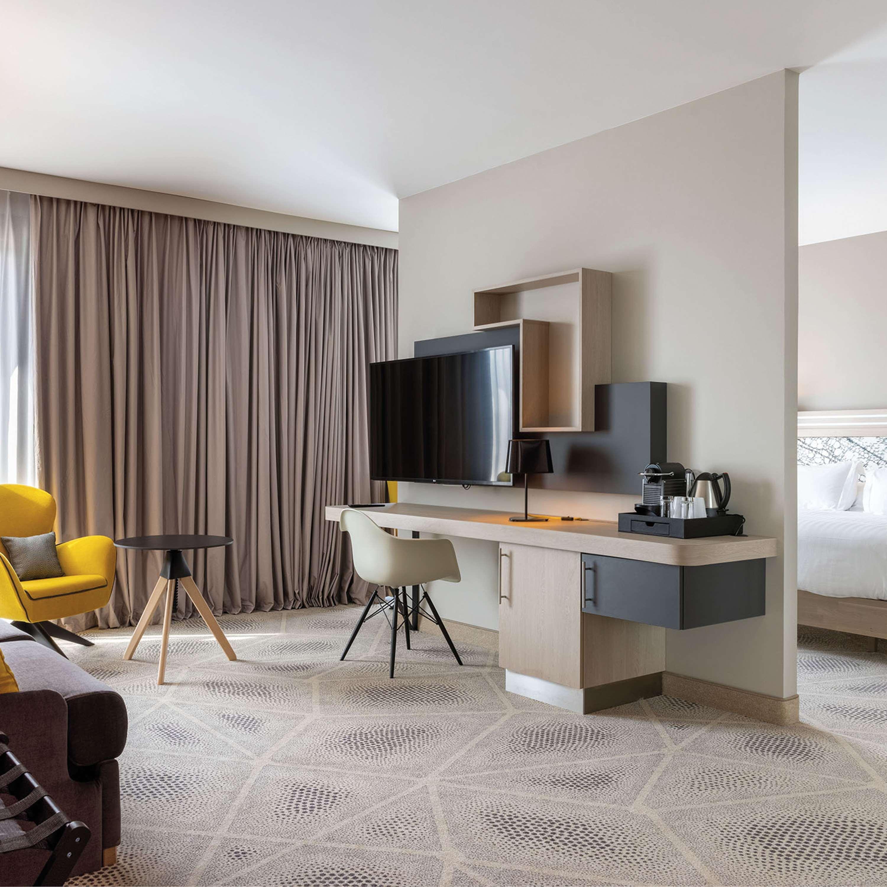 Hilton Garden Inn Tours Centre, France ภายนอก รูปภาพ