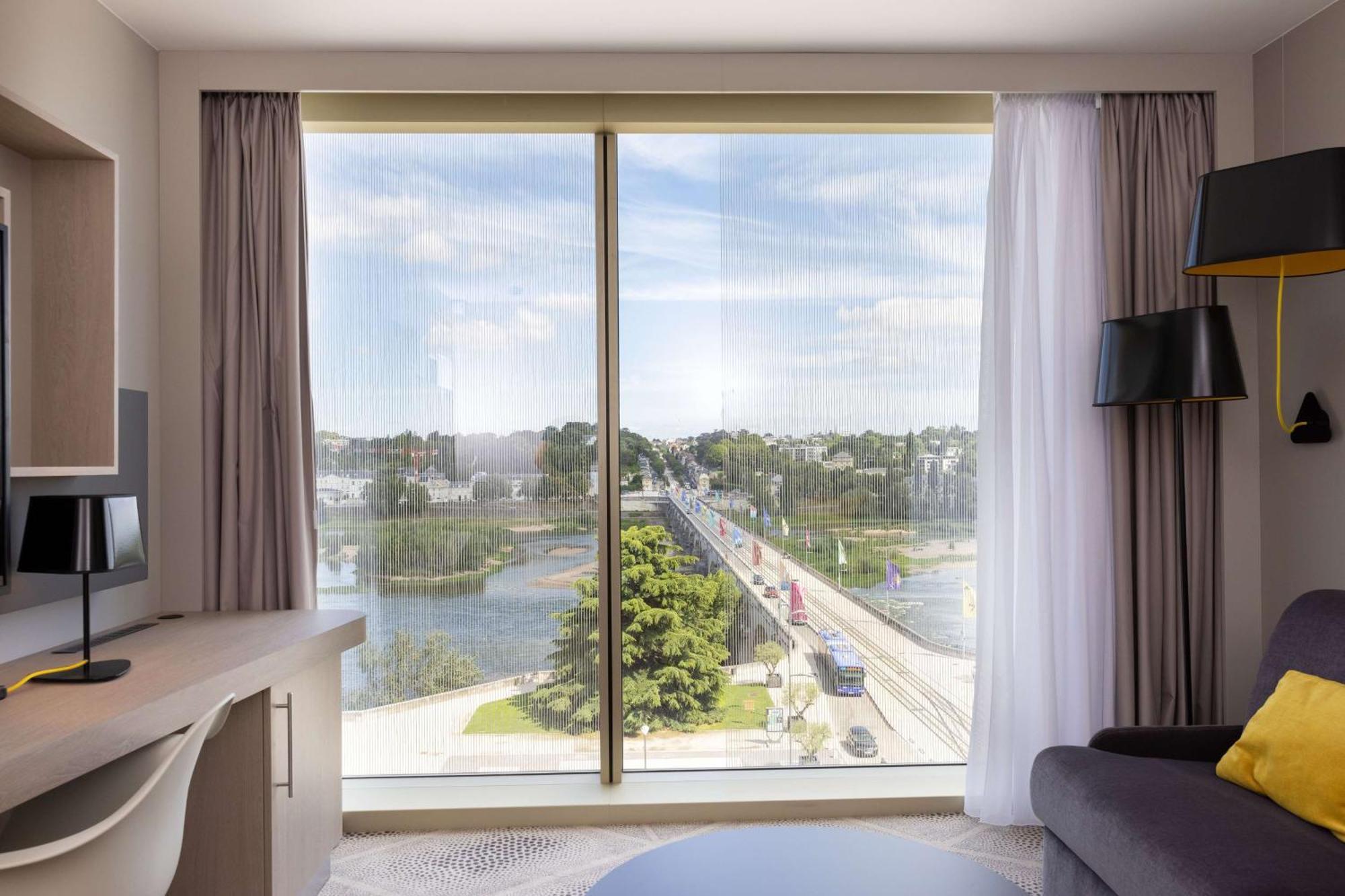Hilton Garden Inn Tours Centre, France ภายนอก รูปภาพ